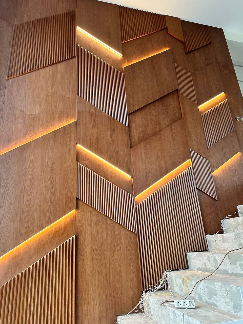 Стеновая панель из шпона